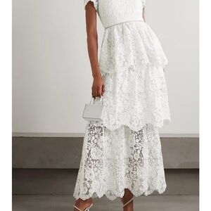 Elegant White Lace Tiered Dress